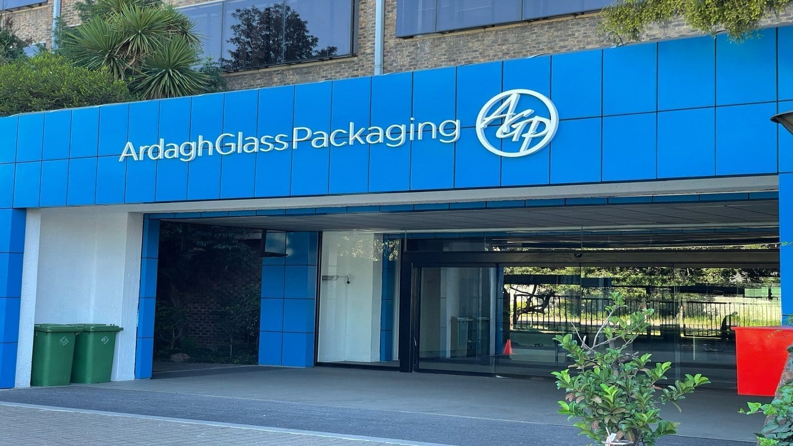 Thumbnail for Ardagh to lay off 316 employees as Illinois facility shuts down